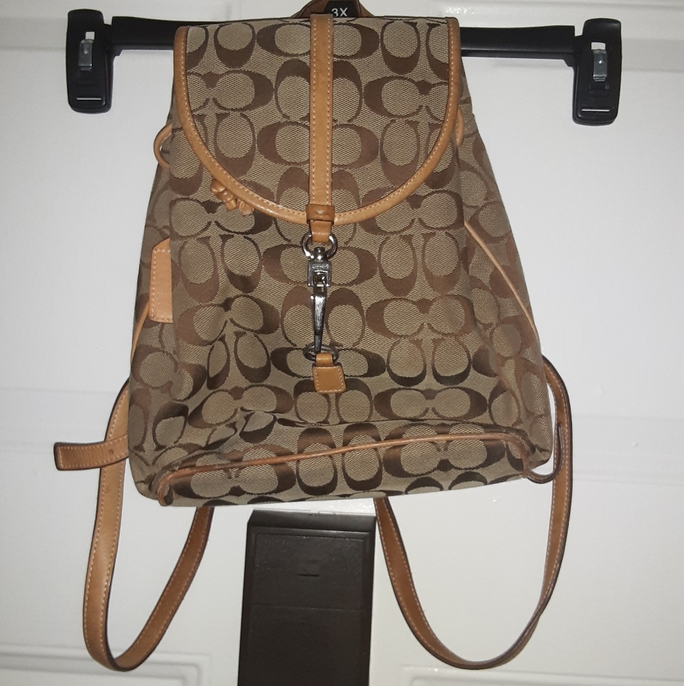 Coach brown signature backpack/ purse H3J-6613